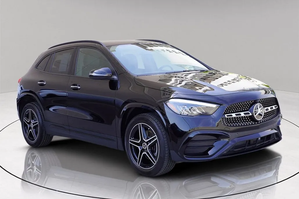 2024 Mercedes Benz GLA 250 photo 1