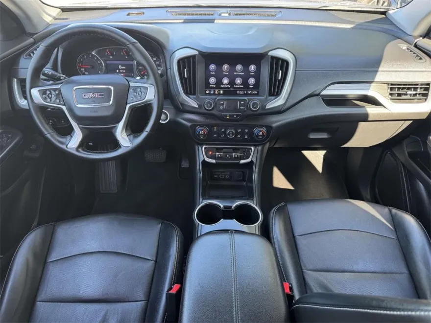 2024 Gmc Terrain SLT photo 1