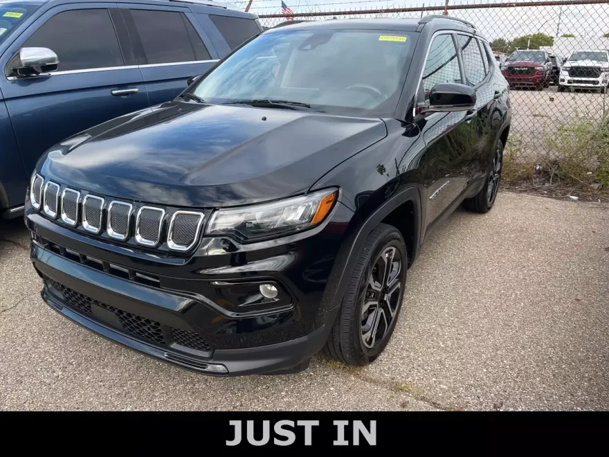 2022 Jeep Compass Limited photo 1