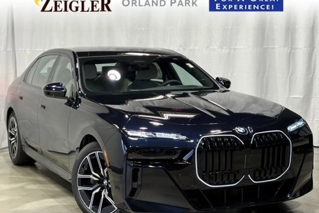 2025 Bmw 740i xDrive photo 1