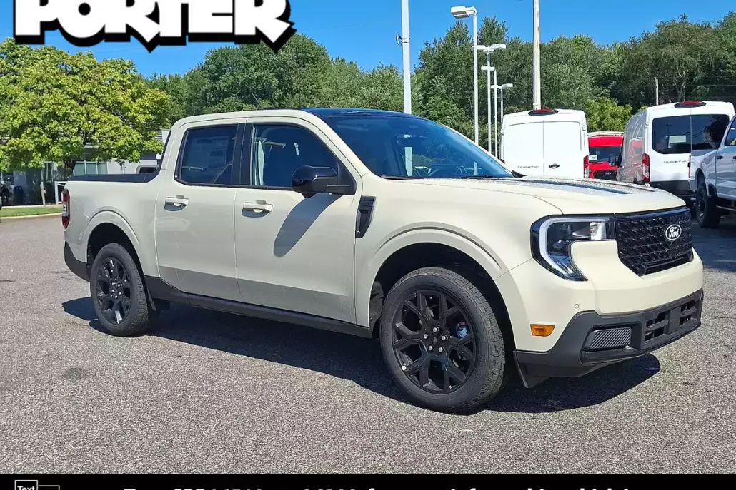 2025 Ford Maverick Lariat photo 1