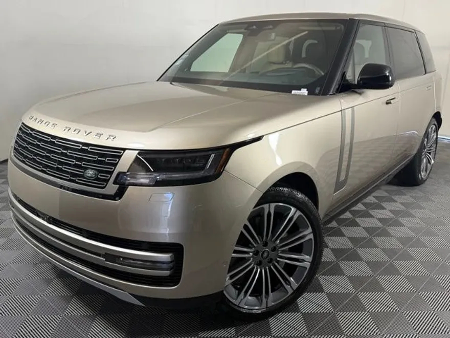 2025 Land Rover Range Rover SE photo 1