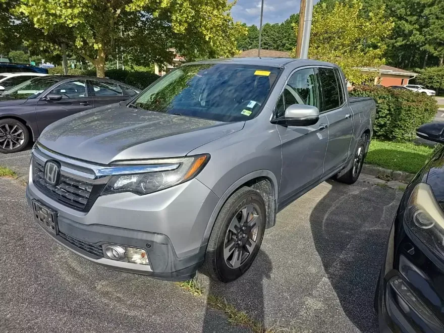 2019 Honda Ridgeline RTL-E photo 1
