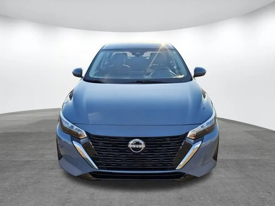 2024 Nissan Sentra SV photo 1