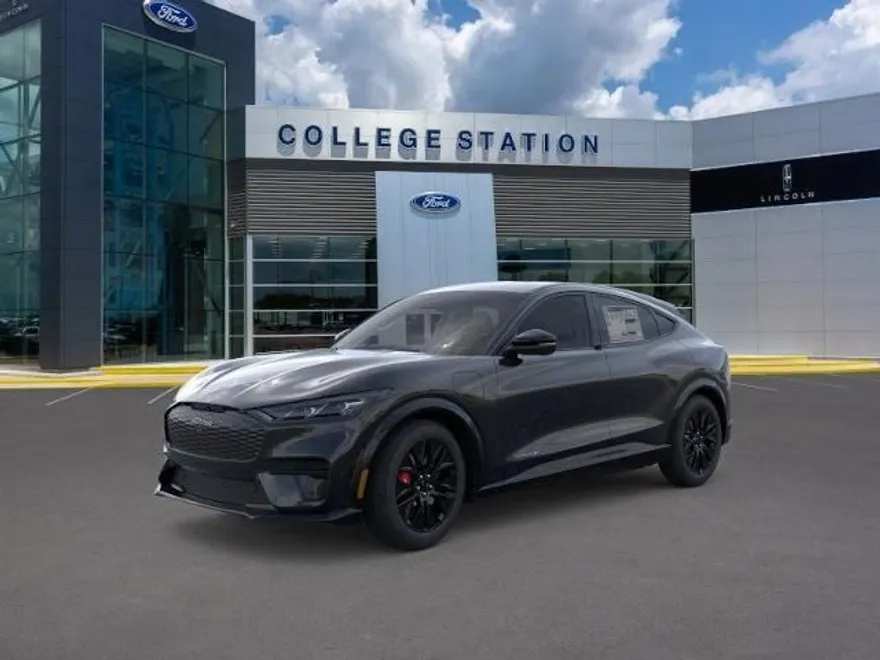 2025 Ford Mustang Mach-E Premium photo 1