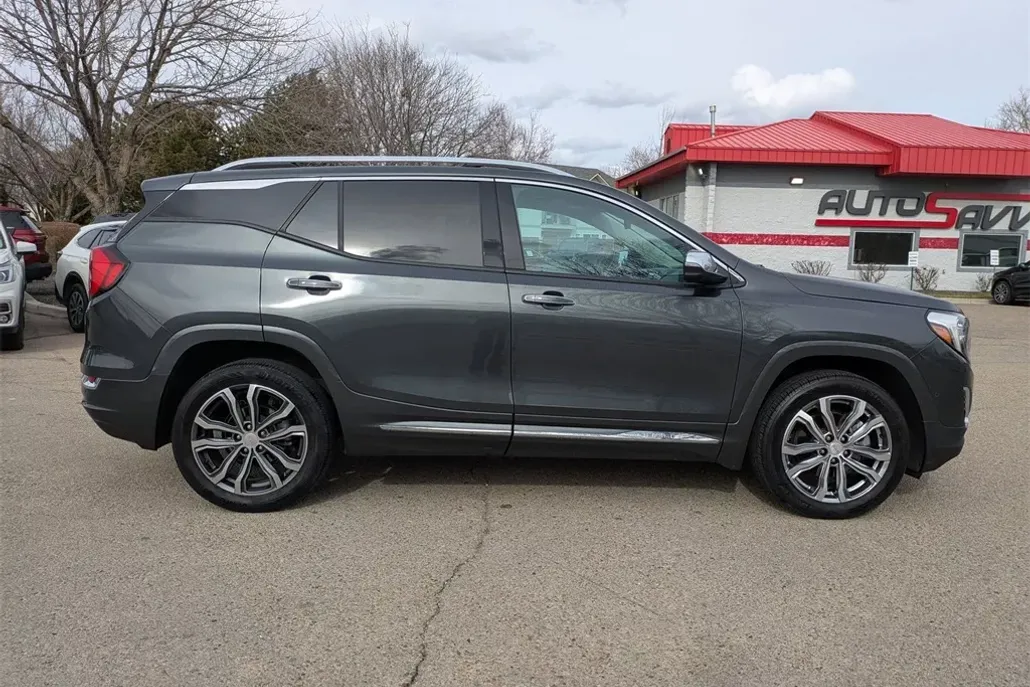 2020 Gmc Terrain Denali photo 1