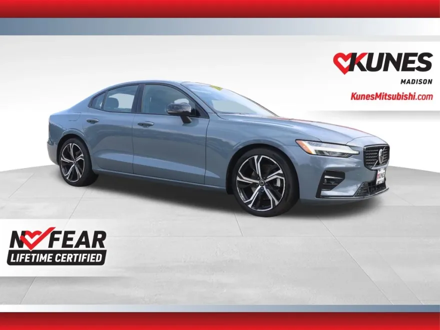 2024 Volvo S60 B5 Core photo 1