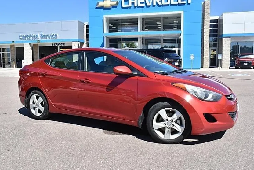 2013 Hyundai Elantra GLS photo 1