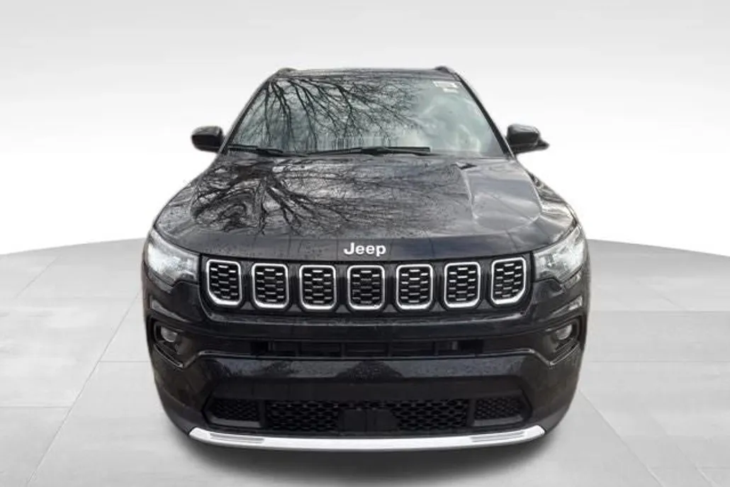 2025 Jeep Compass Limited photo 1