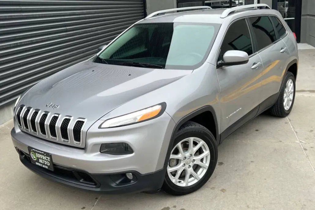2018 Jeep Cherokee Latitude photo 1