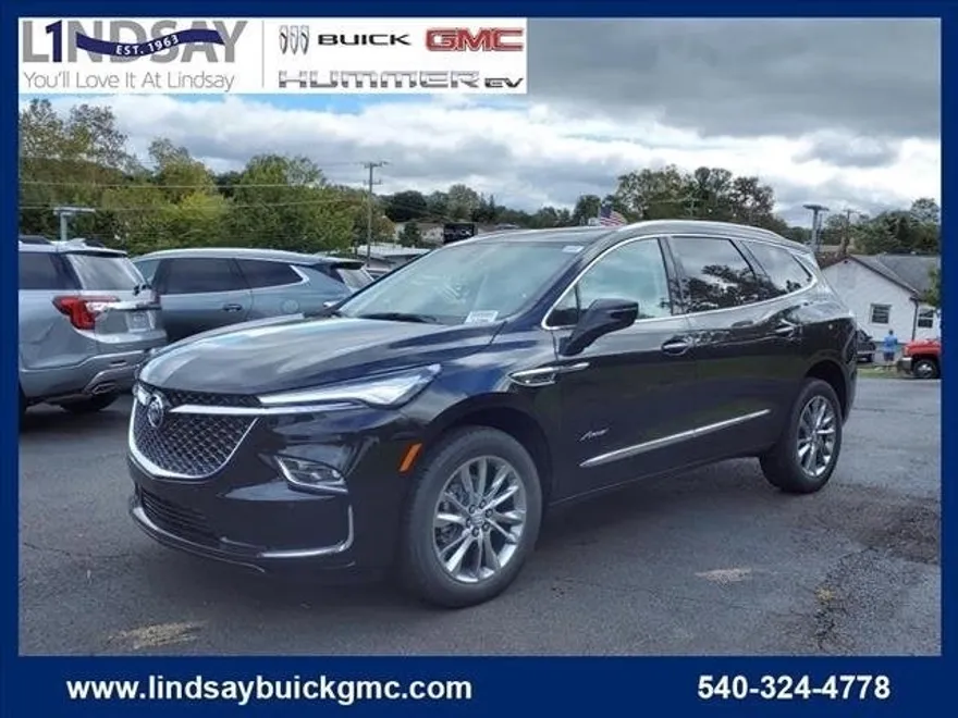 2024 Buick Enclave Avenir photo 1