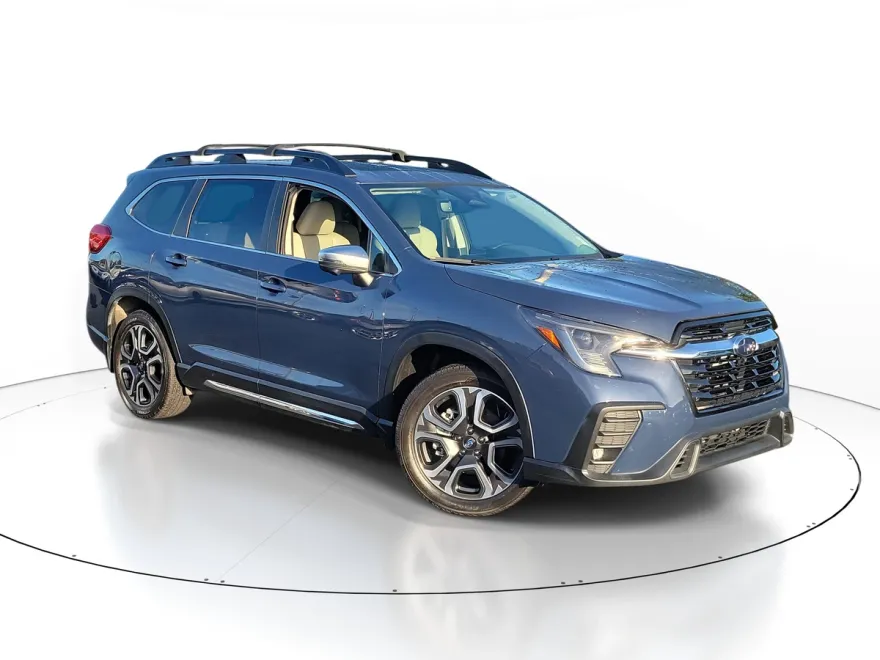 2023 Subaru Ascent Limited photo 1