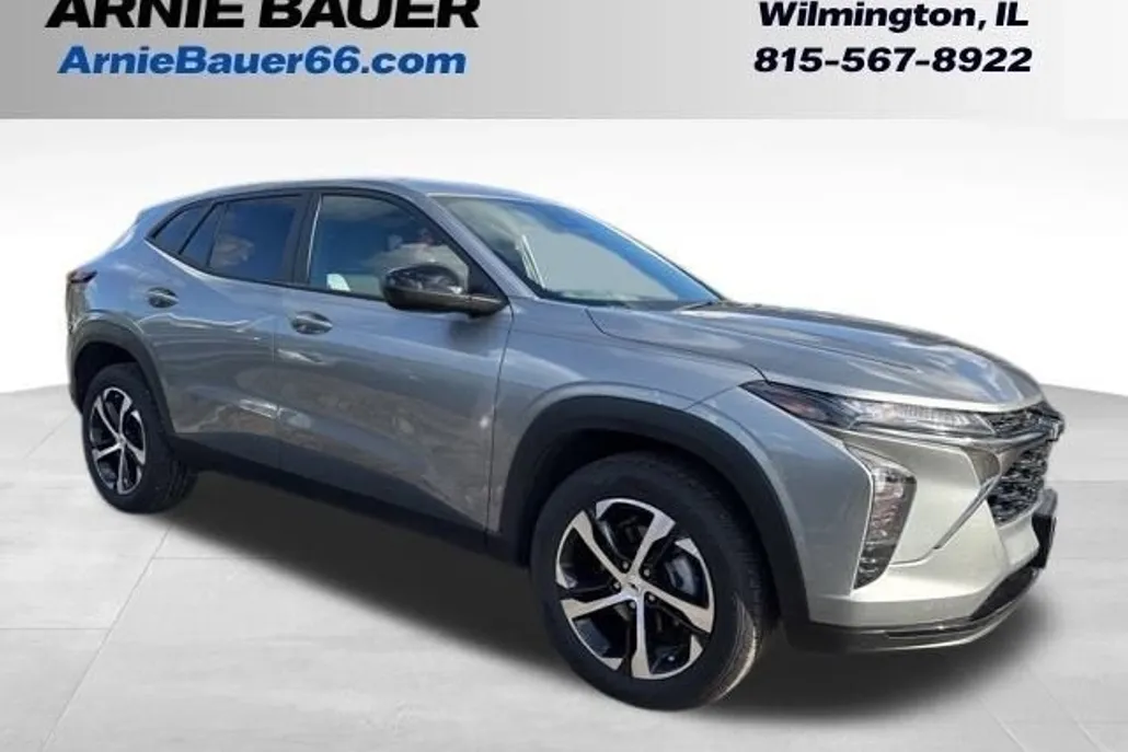 2025 Chevrolet Trax photo 1