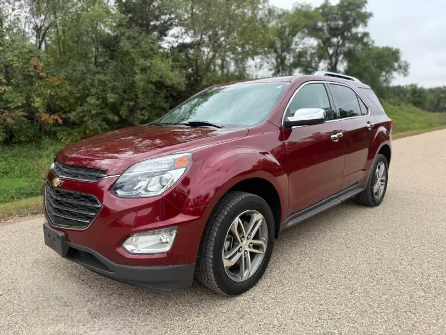 2017 Chevrolet Equinox Premier photo 1