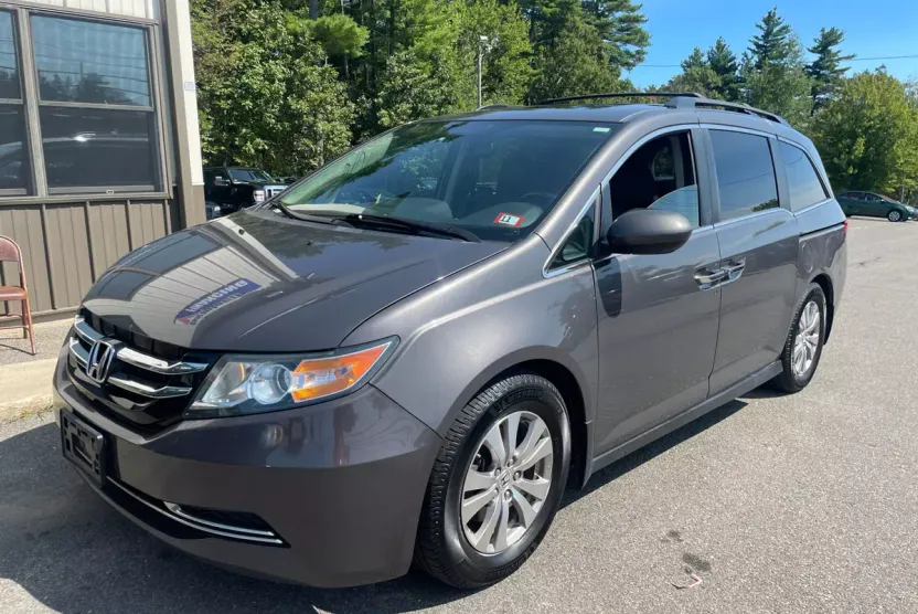 2015 Honda Odyssey EX-L photo 1