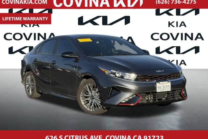 2023 Kia Forte GT-Line photo 1
