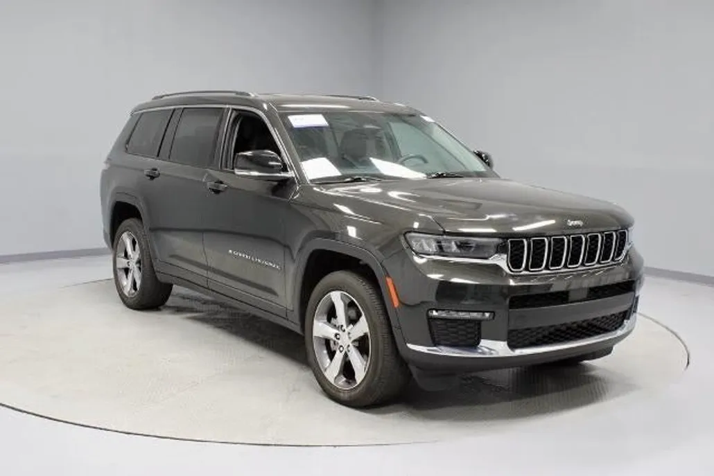 2022 Jeep Grand Cherokee Limited photo 1
