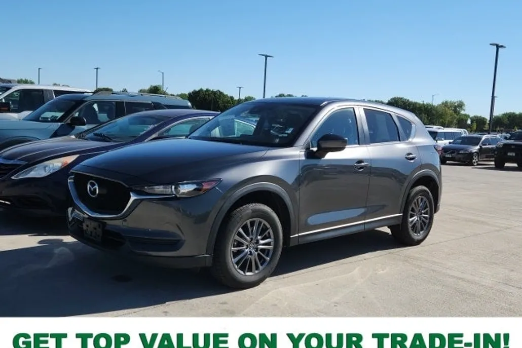 2017 Mazda CX-5 Touring photo 1