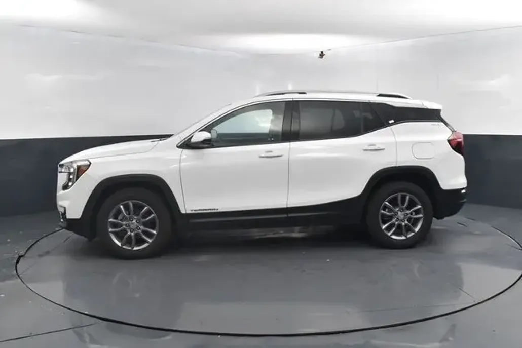 2023 Gmc Terrain SLT photo 1