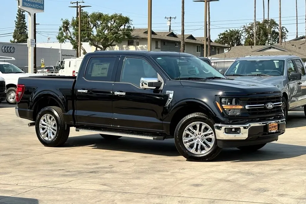 2024 Ford F-150 XLT photo 1