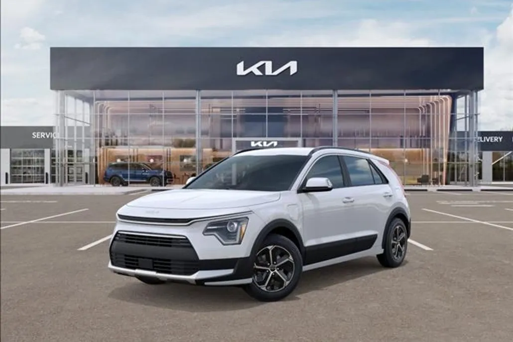 2025 Kia Niro Plug-In Hybrid EX photo 1