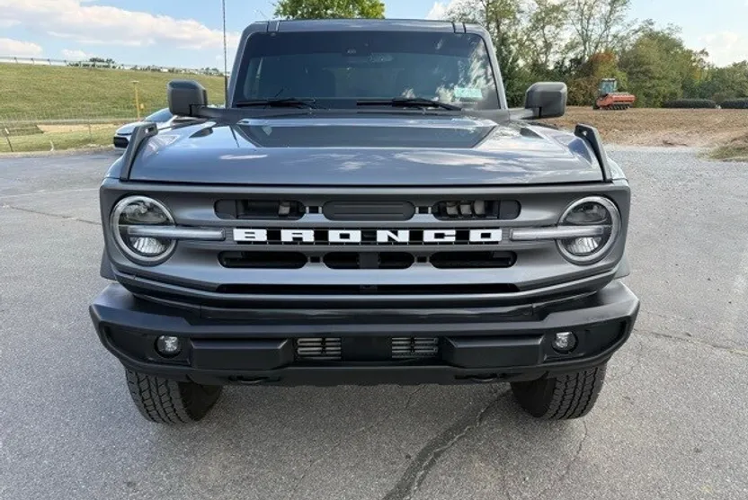 2024 Ford Bronco Big Bend photo 1