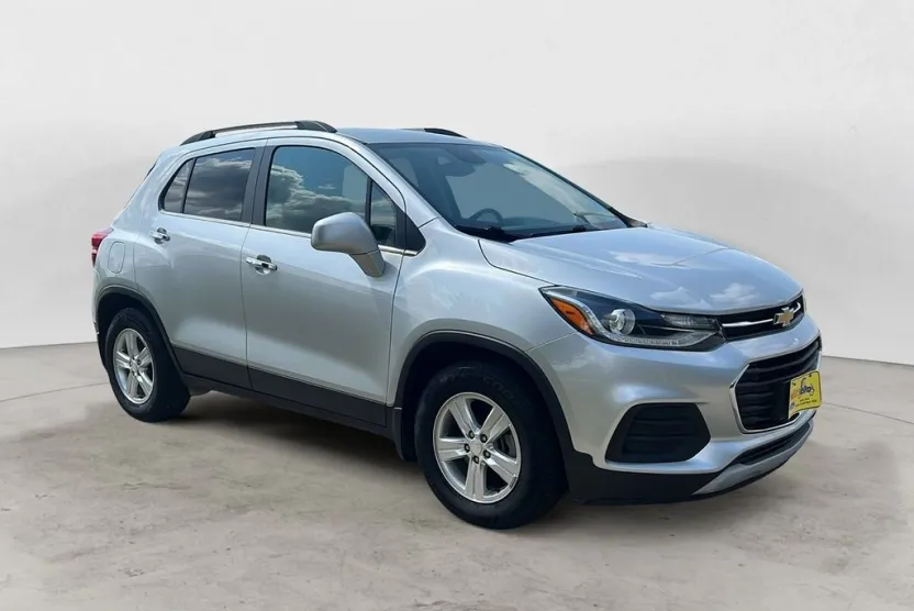2019 Chevrolet Trax LT photo 1