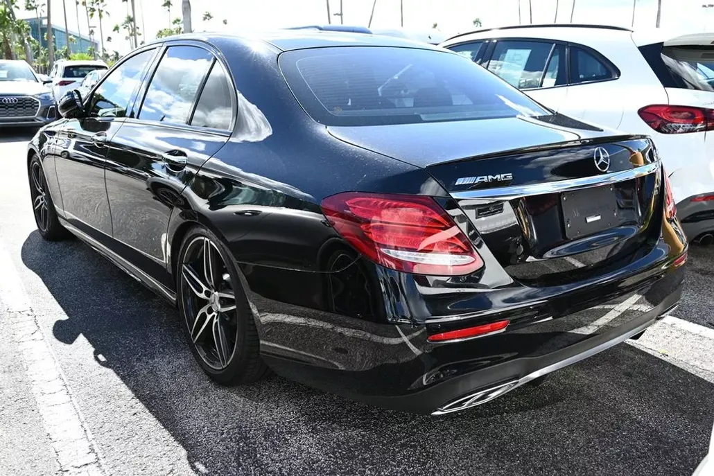 2018 Mercedes Benz E 43 AMG photo 1