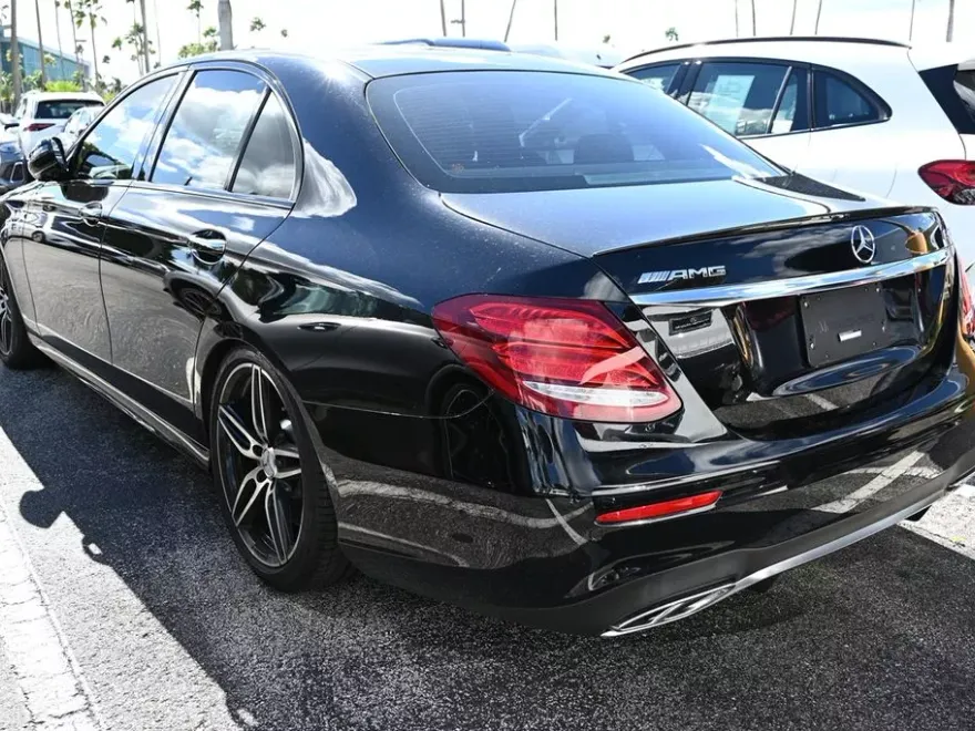 2018 Mercedes Benz E 43 AMG photo 1