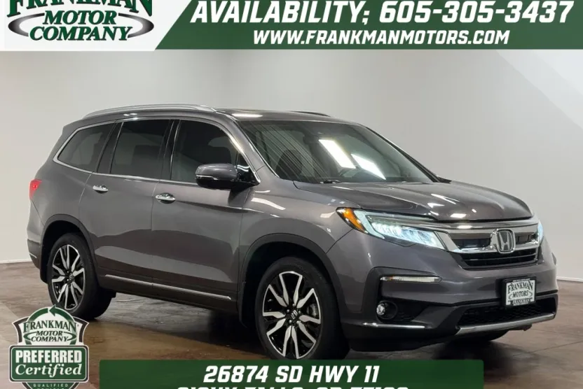 2019 Honda Pilot Touring photo 1