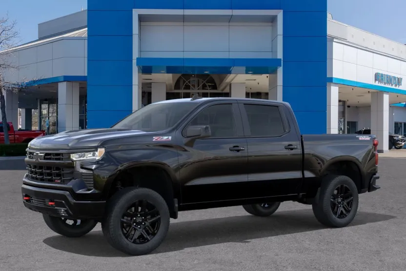 2026 Chevrolet Silverado Trail Boss LT photo 1