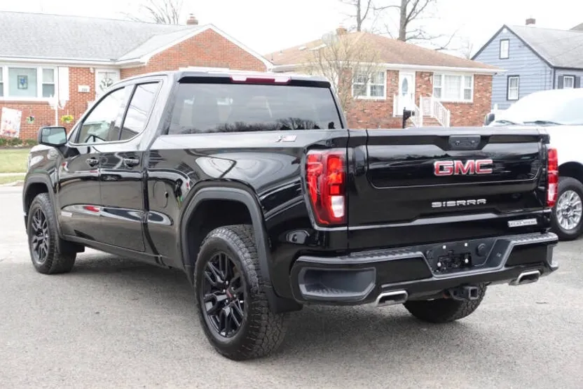 2022 Gmc Sierra 1500 Elevation photo 1