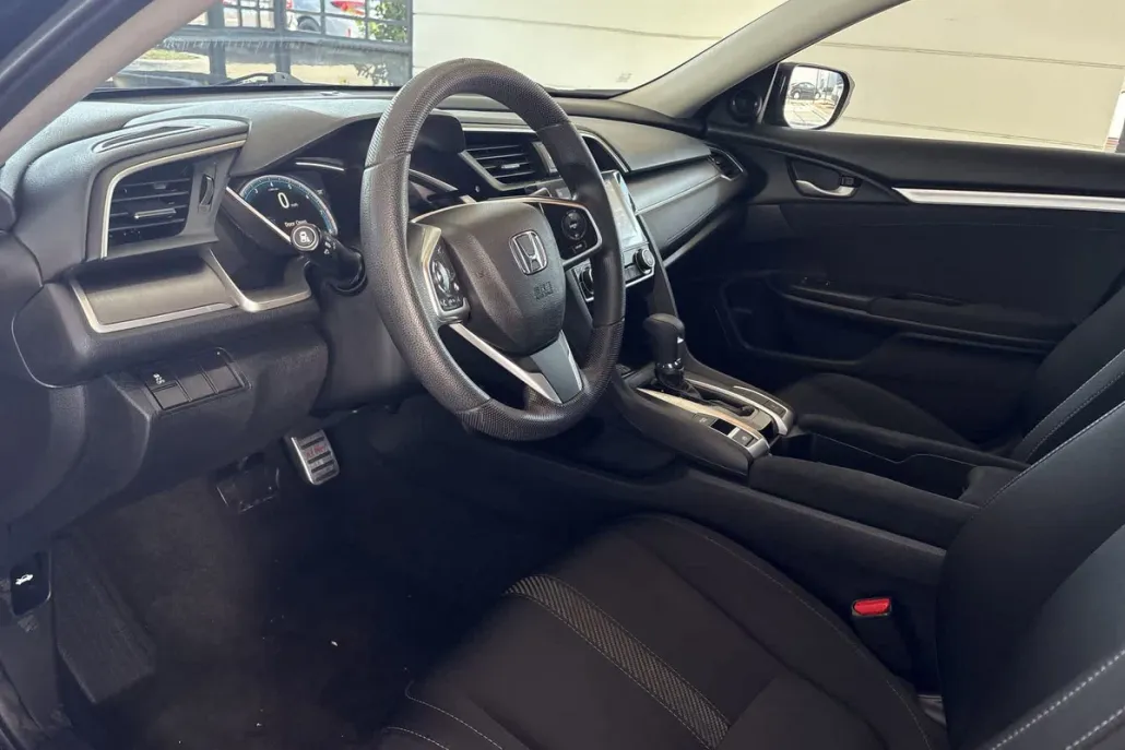 2017 Honda Civic EX photo 1