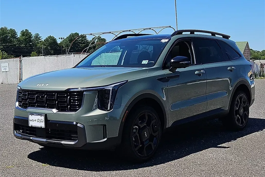 2024 Kia Sorento X-Line SX photo 1