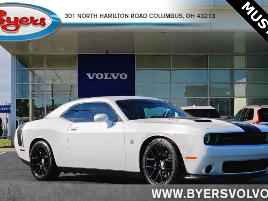 2015 Dodge Challenger R/T Scat Pack photo 1
