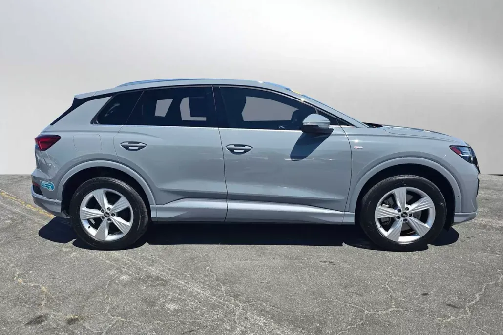 2023 Audi Q4 E-tron Prestige 50 photo 1
