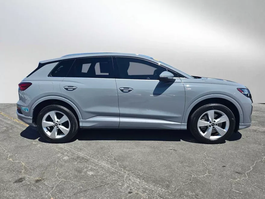 2023 Audi Q4 E-tron Prestige 50 photo 1