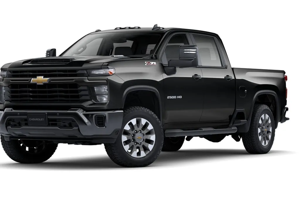 2025 Chevrolet Silverado 2500HD Custom photo 1