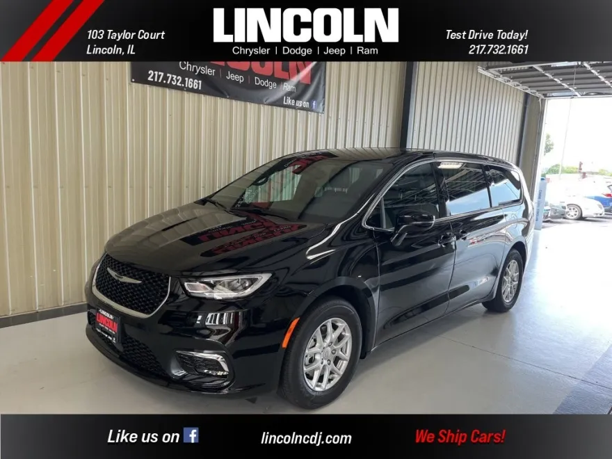 2026 Chrysler Pacifica photo 1