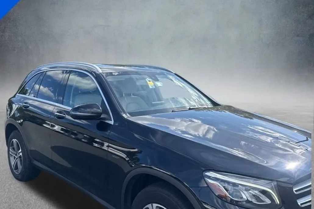 2019 Mercedes Benz GLC 350e 4MATIC photo 1