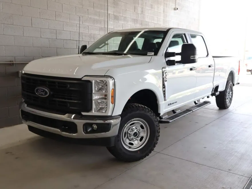 2026 Ford F-350 XL photo 1