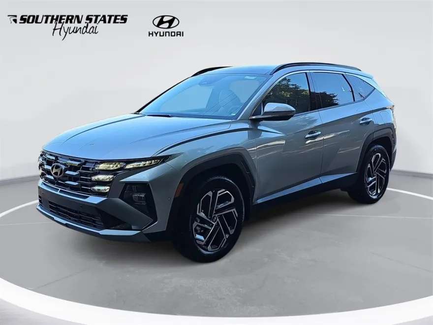 2025 Hyundai Tucson Hybrid Limited photo 1