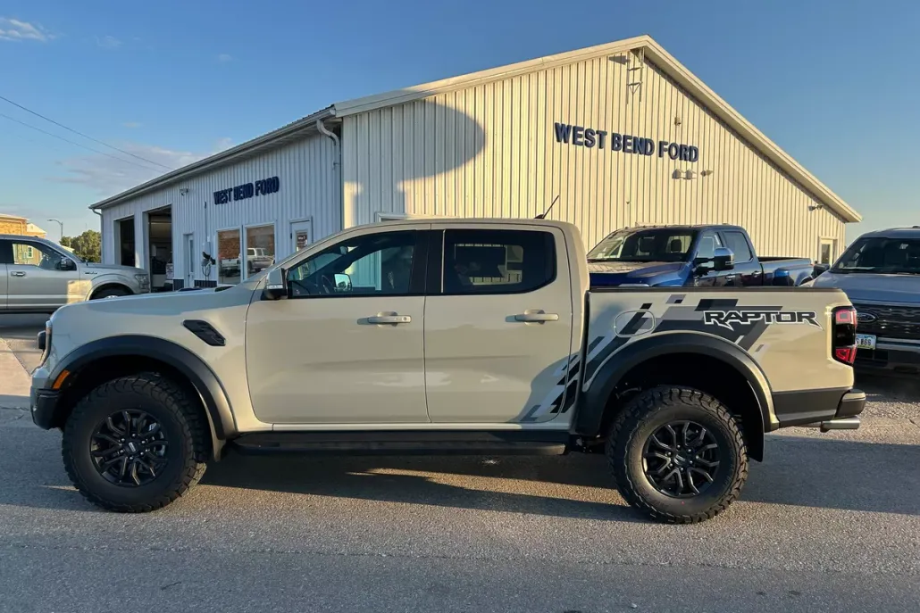 2025 Ford Ranger Raptor photo 1