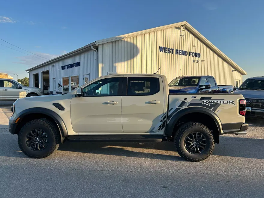 2025 Ford Ranger Raptor photo 1