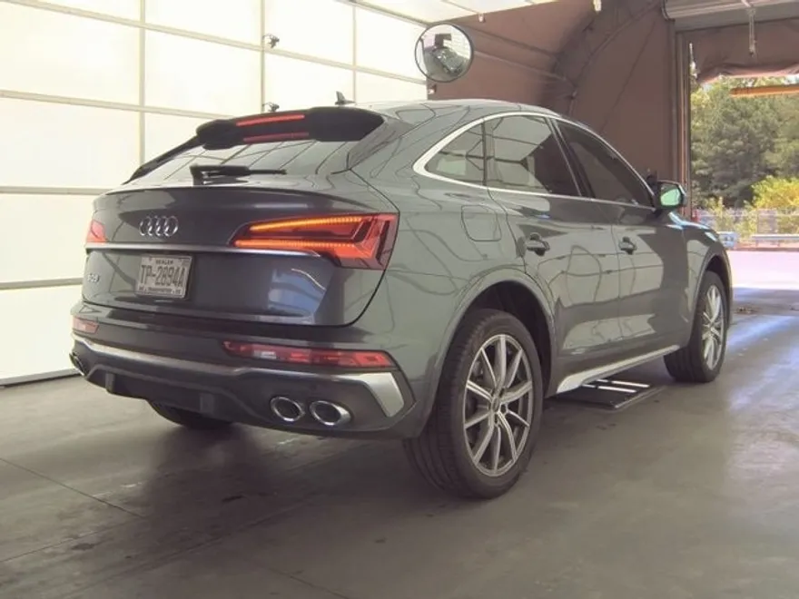 2023 Audi SQ5 Premium Plus photo 1