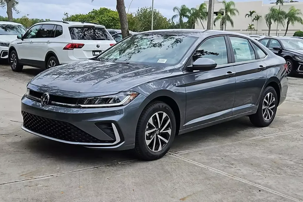 2025 Volkswagen Jetta 1.5T S photo 1