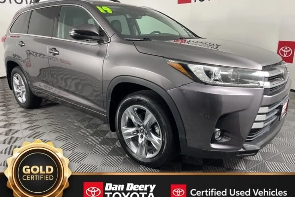 2019 Toyota Highlander Limited photo 1