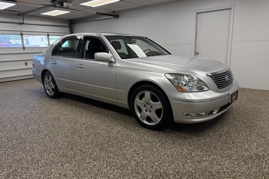2004 Lexus LS 430 photo 1