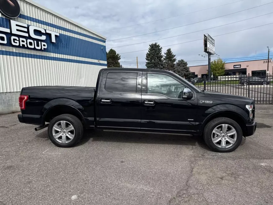 2016 Ford F-150 Platinum photo 1