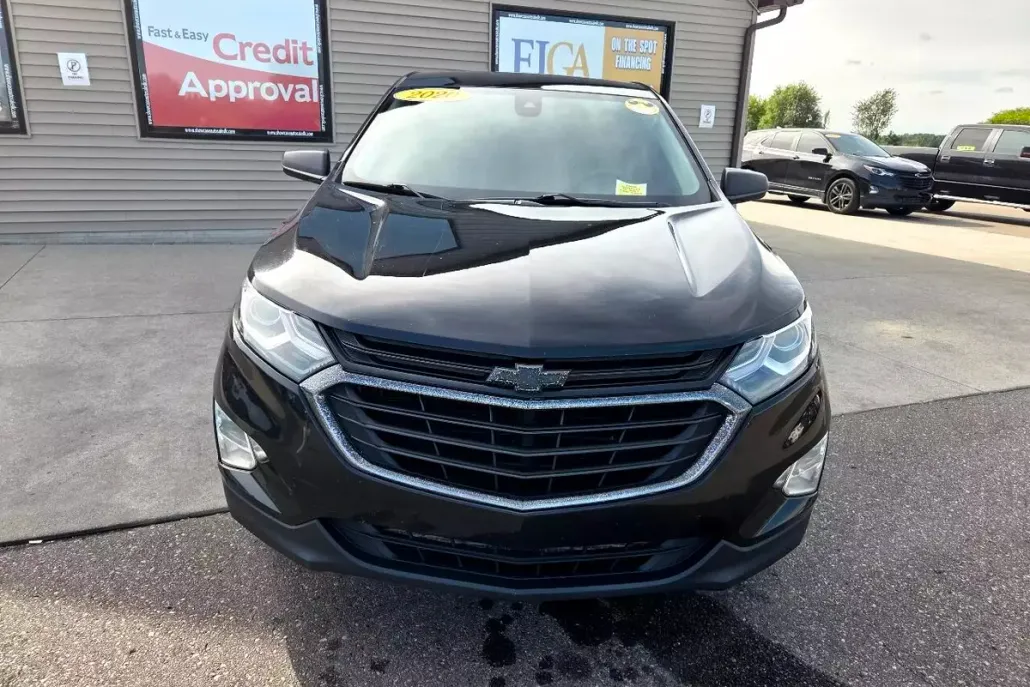 2020 Chevrolet Equinox LS photo 1